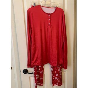 Womens Red Christmas Pajama Set - Long Sleeve Top & Festive Print Bottoms - Size